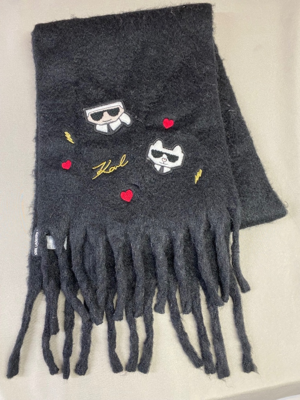Karl Lagerfeld Paris Black Chunky Fuzzy Women's Winter Scarf Karl Cat NWOT